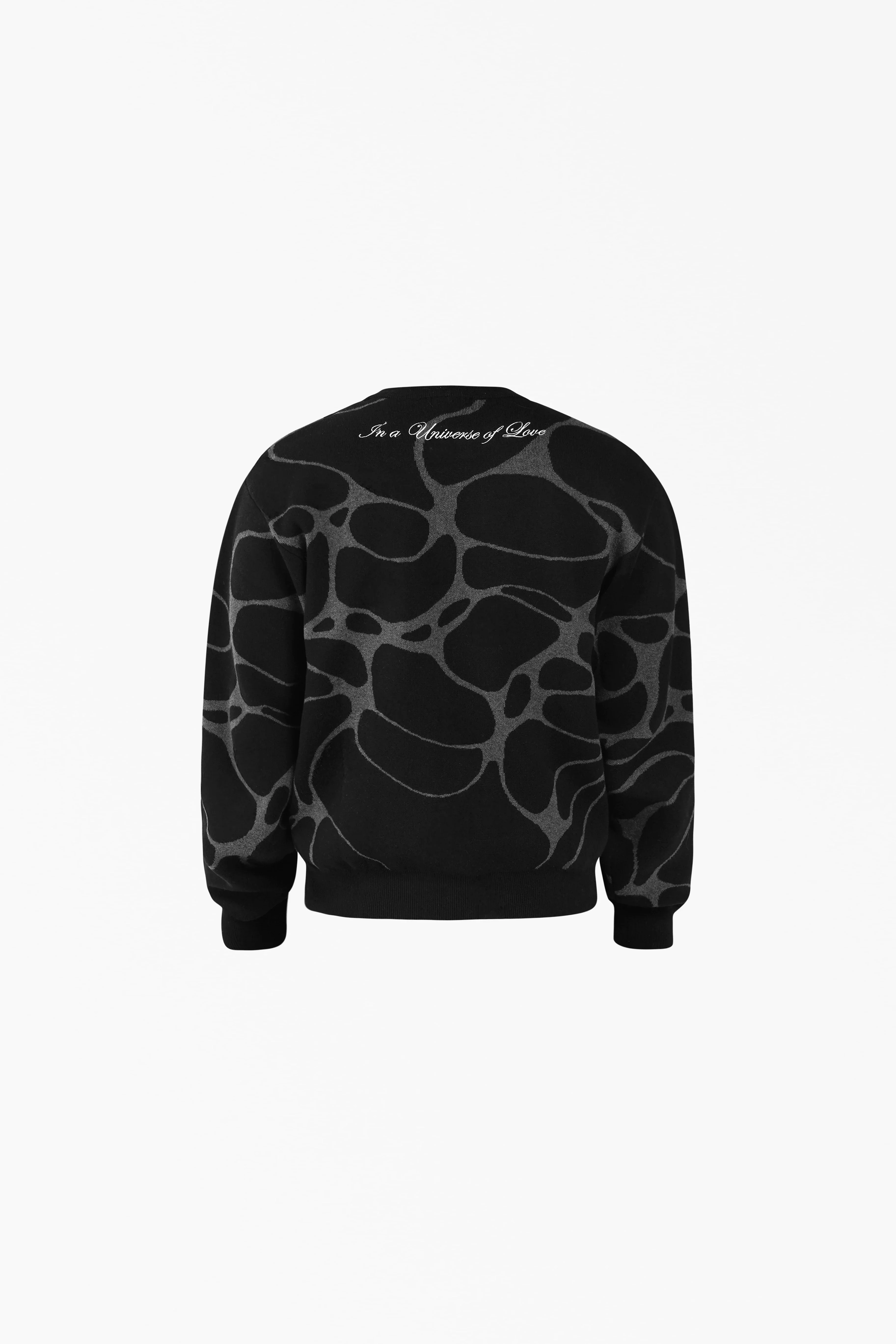 PREMIUM UNIVERSE OF LOVE KNITSWEATER - €69.95! Jetzt erhältlich bei VYRA